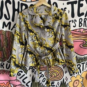 Vintage 1970s top with a waist tie